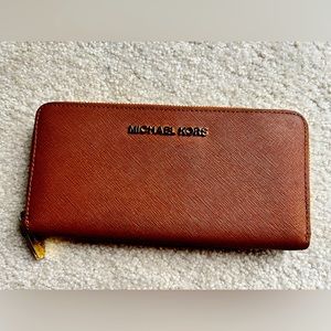 Michael Kors wallet